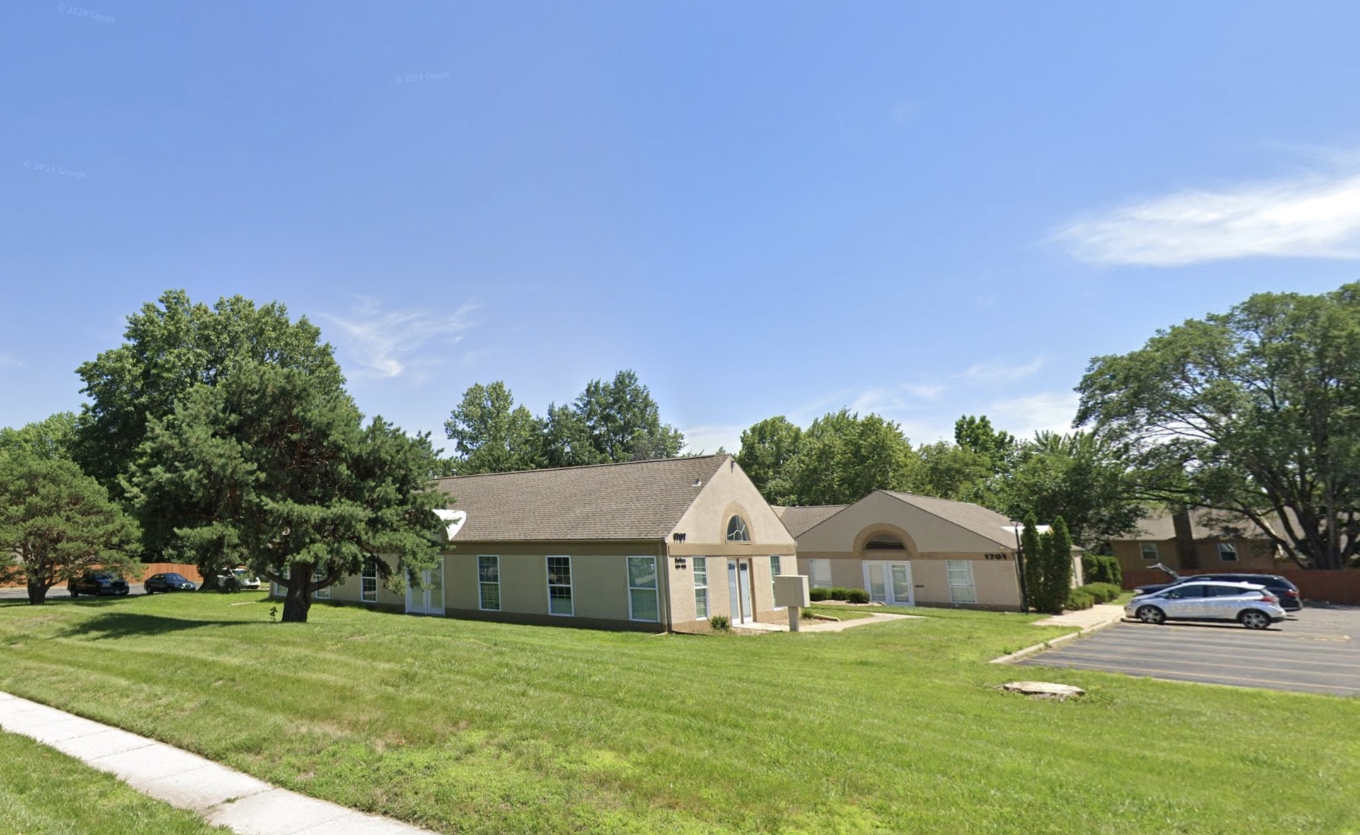 Cedar St (North) office exterior in Olathe, KS